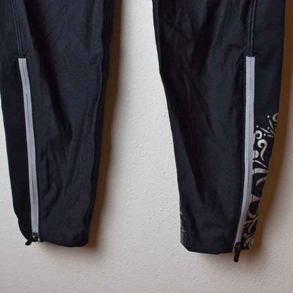 New Balance Size XS Women's Running Pants in Black with Leg Zipper New with Tags - Picture 4 of 7